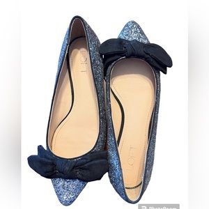 LOFT Gray Glitter Loft Flats, 8.5M Excellent Condition. Versatile & stylish.
